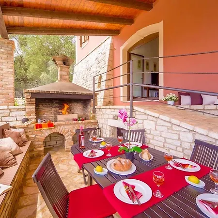 Luxury Villa Adonis With Private Heated Pool Agnítsini